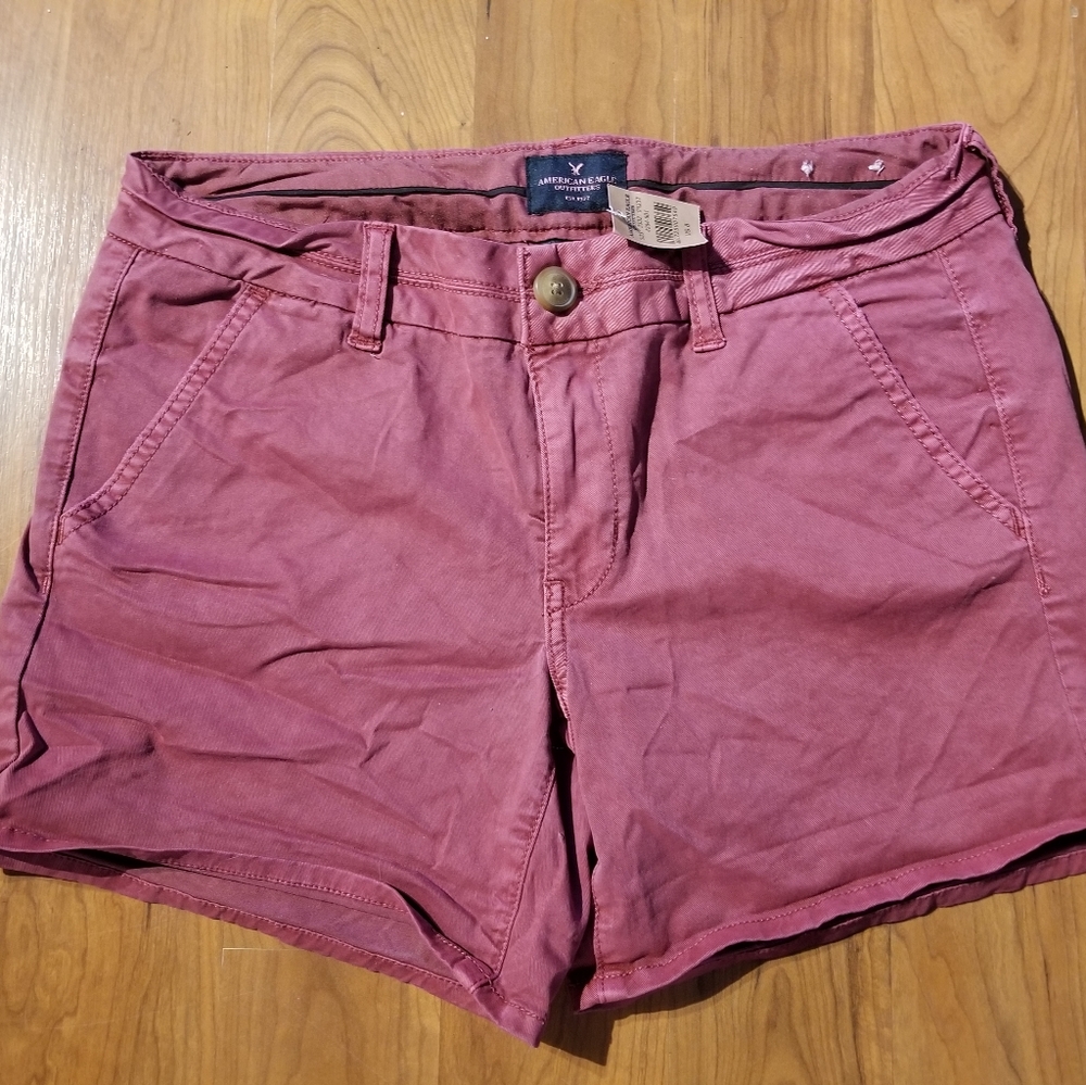 American eagle 8 midi shorts nwt